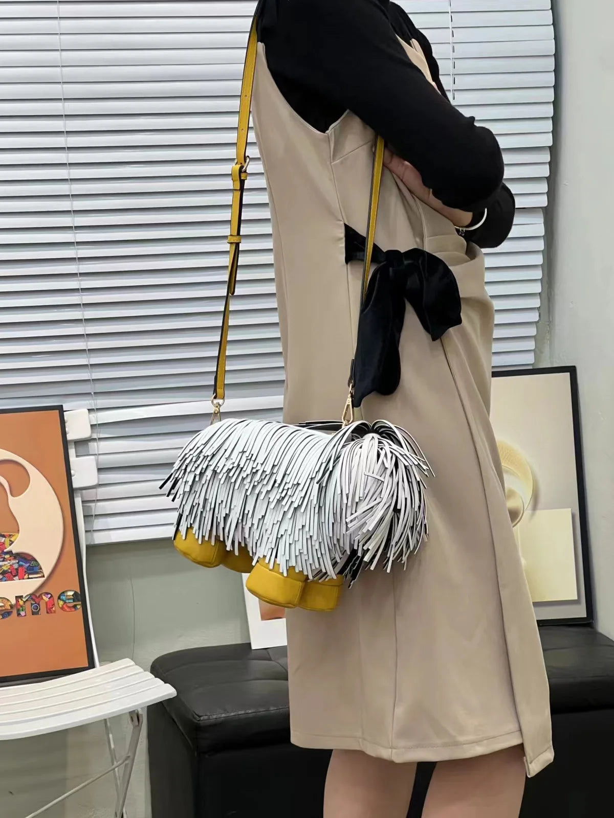 Novelty Tassel Puppy Shape Women's Shoulder Bag Crossbody Cute Cartoon Animal Shape Purses and Handbag Designer Tote Bag