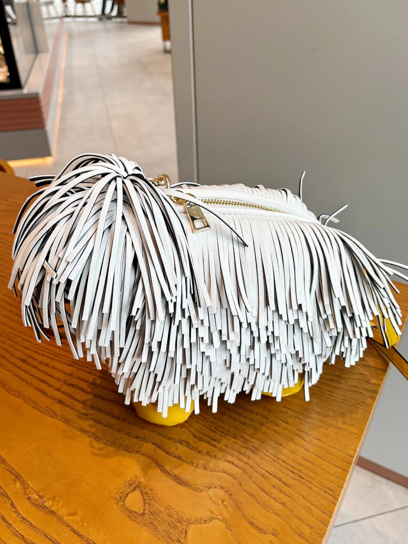 Novelty Tassel Puppy Shape Women's Shoulder Bag Crossbody Cute Cartoon Animal Shape Purses and Handbag Designer Tote Bag