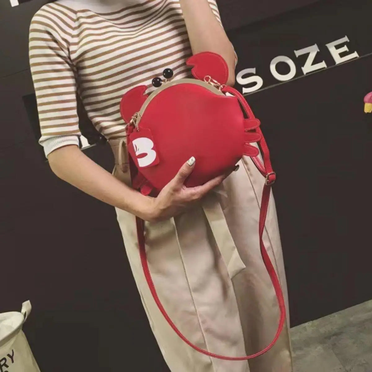 Crab Shaped Crossbody Bag for Women | Cute Shoulder Handbag