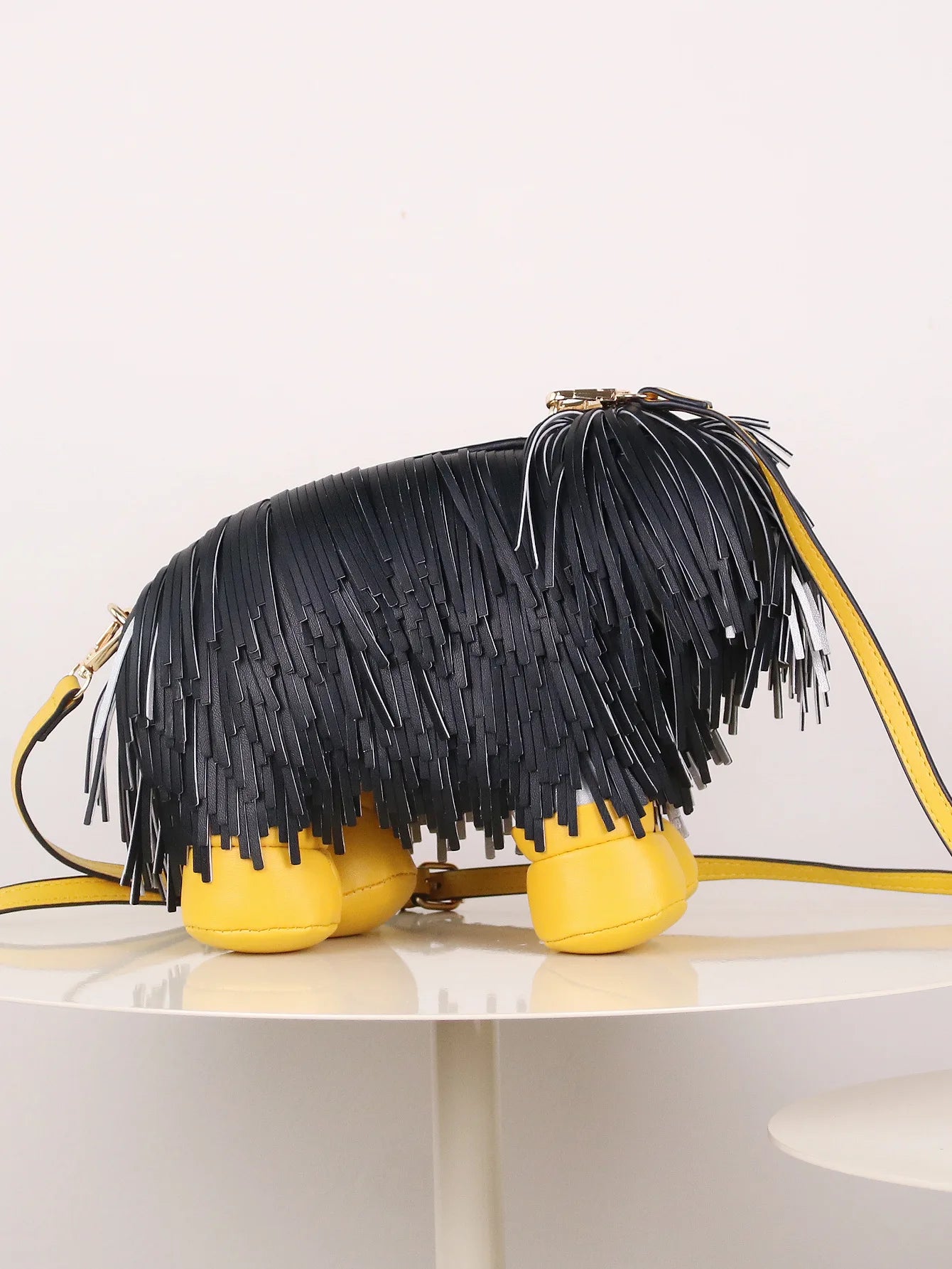 Novelty Tassel Puppy Shape Women's Shoulder Bag Crossbody Cute Cartoon Animal Shape Purses and Handbag Designer Tote Bag