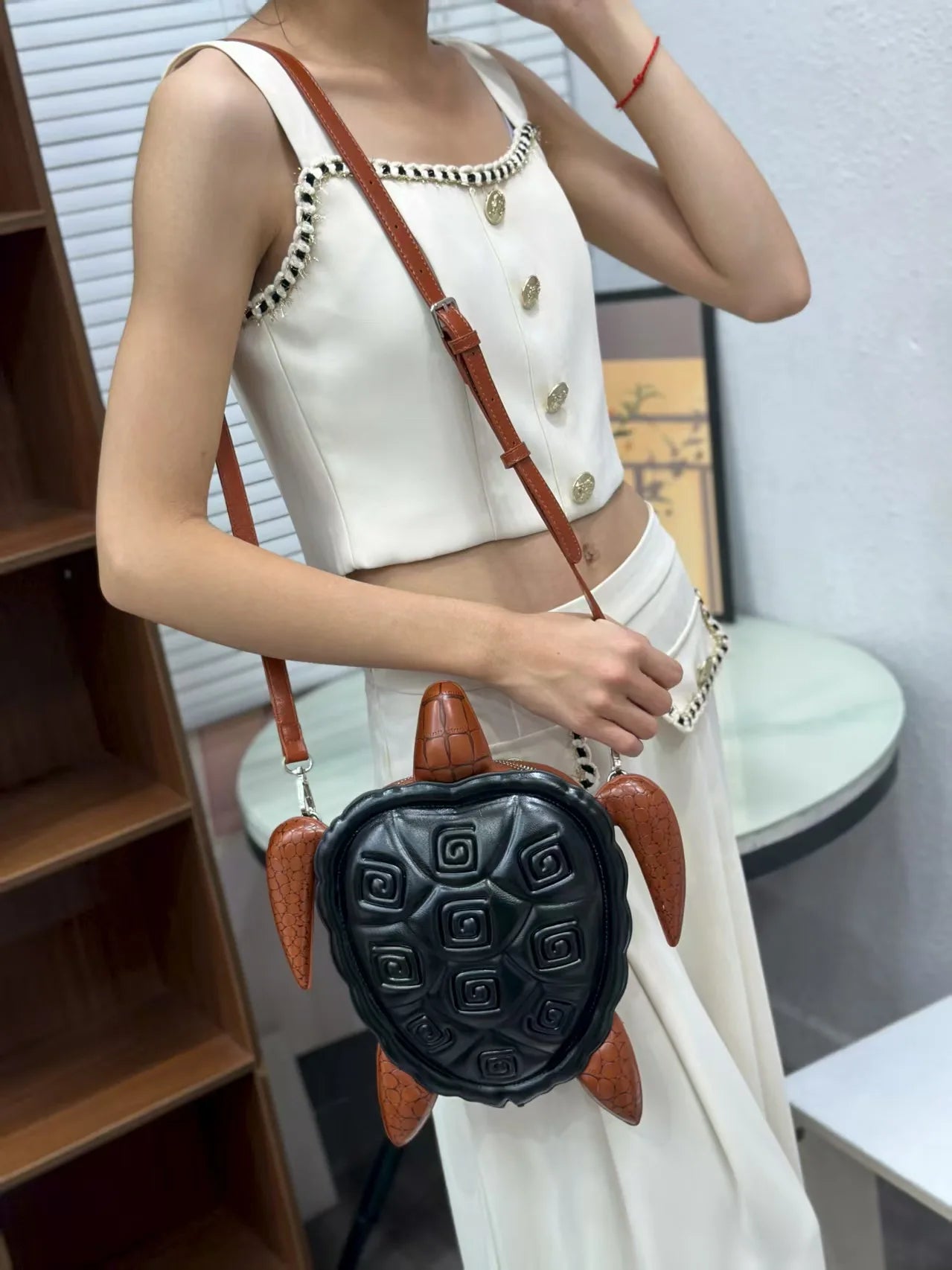 2025 Autumn/Winter New Fashion, Creative, Cute and Funny Turtle Bag, Women's Handbag, Single-Shoulder Crossbody Bag